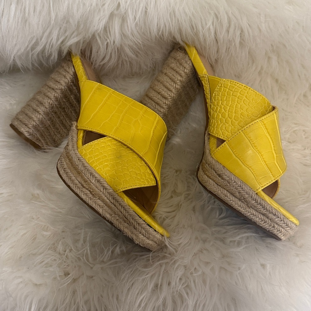 JustFab Yellow Croc Embossed Espadrille Mule Heels Size 9 - Picture 3 of 7